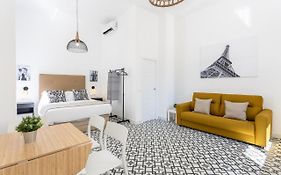 Holidays2Malaga Picasuss Loft New Built Close Huelin Beach And Promenade